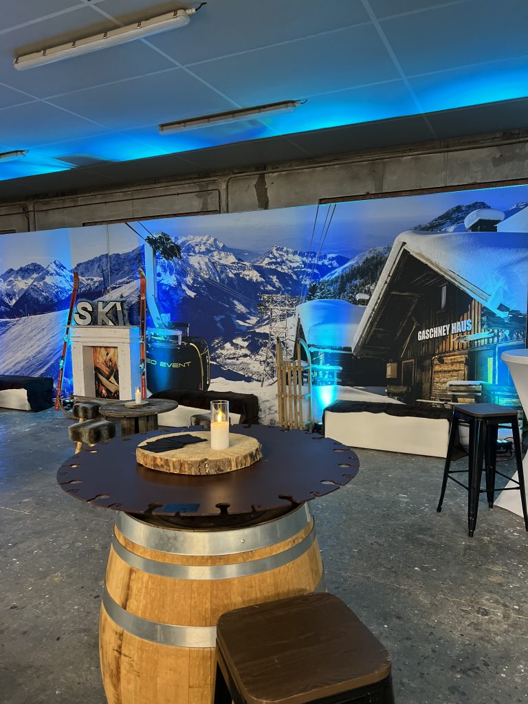 Soirée à Thème Après-Ski pour Entreprises à Strasbourg dans le Bas-Rhin : Organisez un Événement Inoubliable